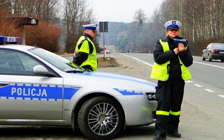 Kolosalny spadek wpływów z mandatów