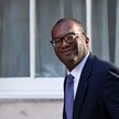 Kwasi Kwarteng chce zmnieść kominówkę na premie dla prezesów
