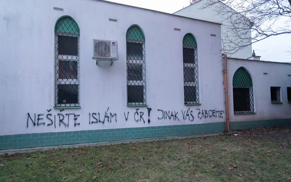 Brno: "Nie szerzcie islamu, bo was pozabijamy"