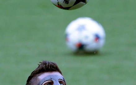 Robert Lewandowski podczas treningu na stadionie Camp Nou w Barcelonie.
