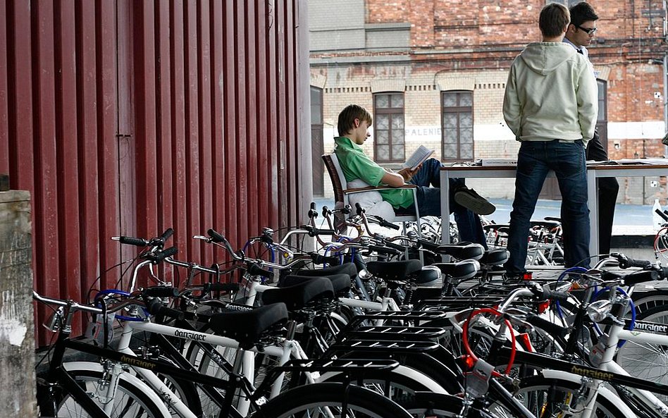 RODO na wakacjach: wypożyczalniom kajaków i rowerów grożą surowe kary