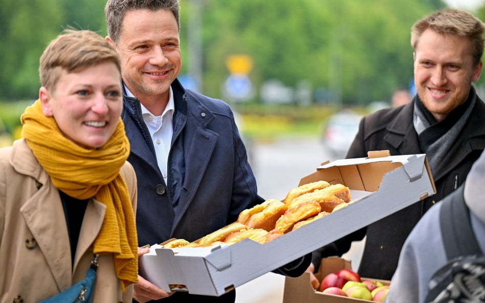 W poniedziałek od samego rana Rafał Trzaskowski ruszył do przekonywania wyborców