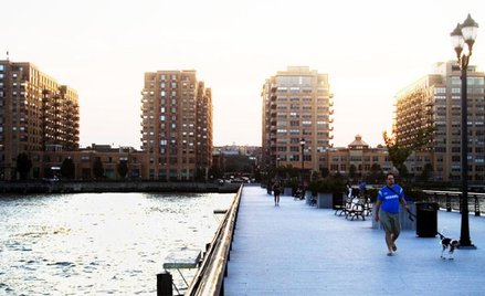 Mediana cen transakcyjnych mieszkań oraz domów w Hoboken poszła w górę o prawie 11 proc. w skali rok