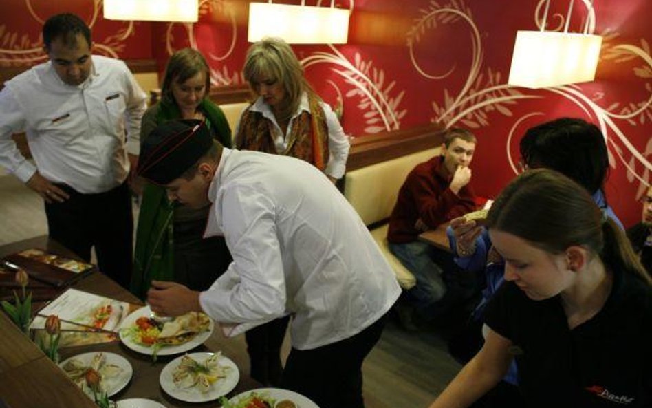 W 2009 r. AmRest prowadzący m.in. sieci KFC i Pizza Hut otworzył 50 nowych restauracji