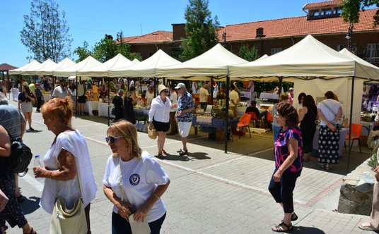 Festiwal Lawendy w Platres odbywa się w porze kwitnienia lawendy, zawsze w pierwszy weekend lipca