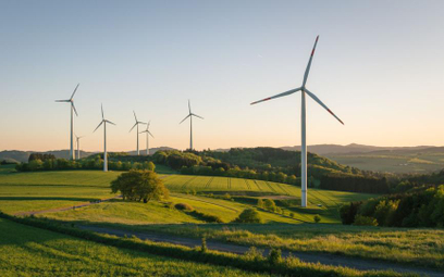 Energetyka wiatrowa obniża ceny prądu