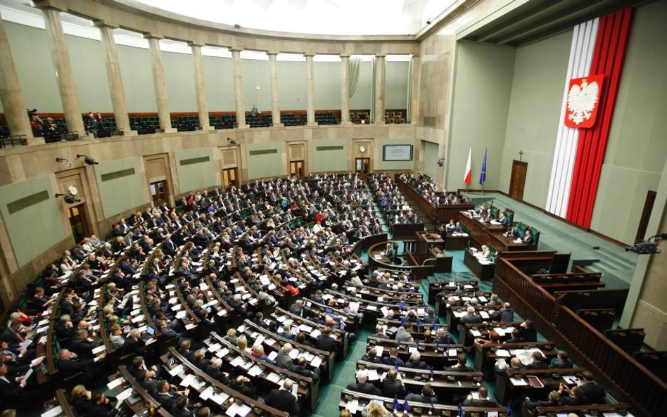Dyskusja ws. konwencji o zapobieganiu i zwalczaniu przemocy wobec kobiet i przemocy domowej