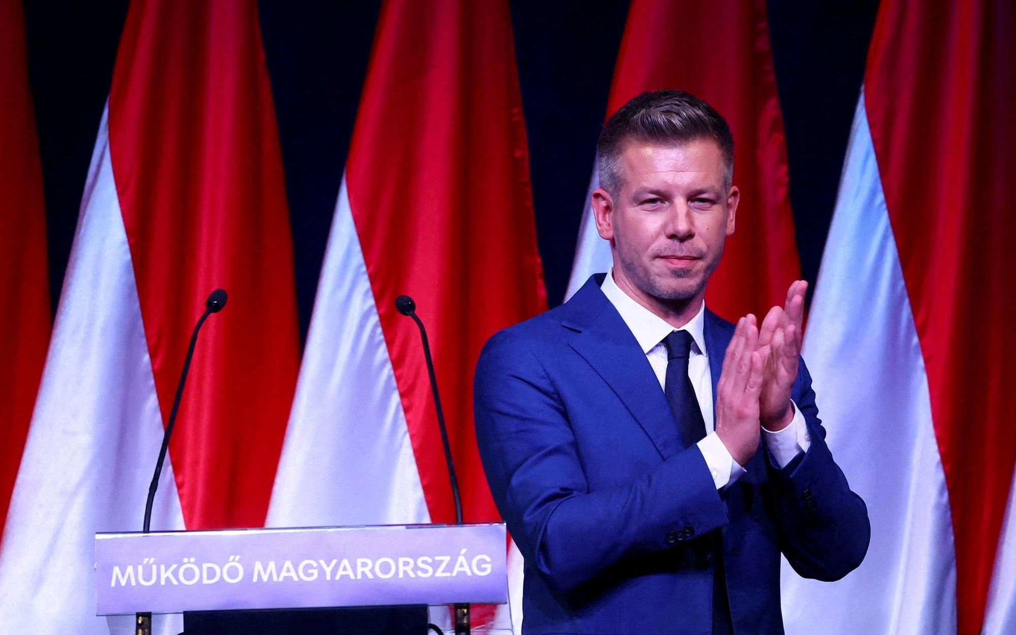 Viktor Orbán żegna się z władzą. Europa wysyła gratulacje Péterowi Magyarowi