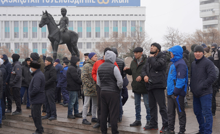 Drogi gaz rozsadza Kazachstan, wracają ceny regulowane