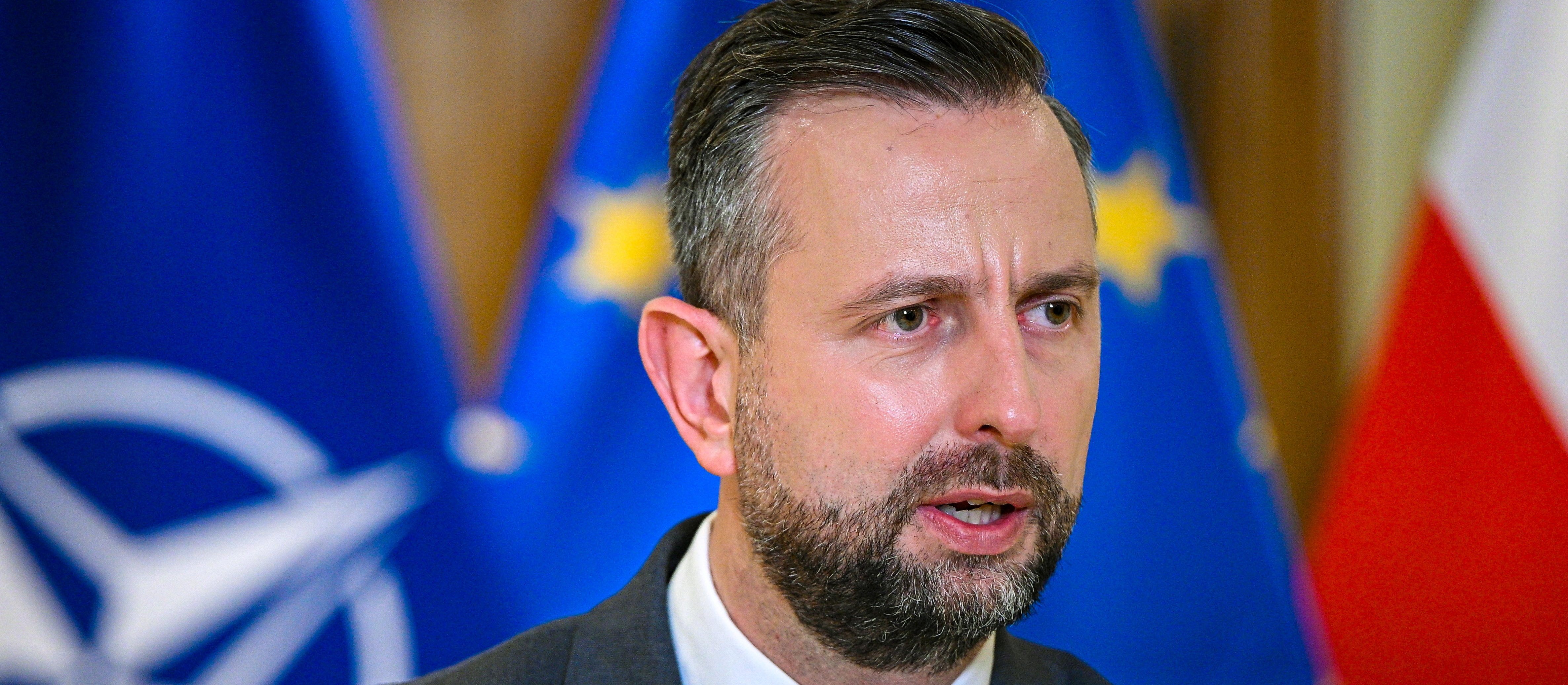 Decyzja Zełenskiego wywołała burzę w Polsce. Szef MON: Nie chodzi o upokorzenie Ukrainy