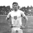 Jim Thorpe, czyli Wa-Tho-Huk („Jasna Droga”), pochodził z plemienia Sac and Fox i zdobył w 1912 roku