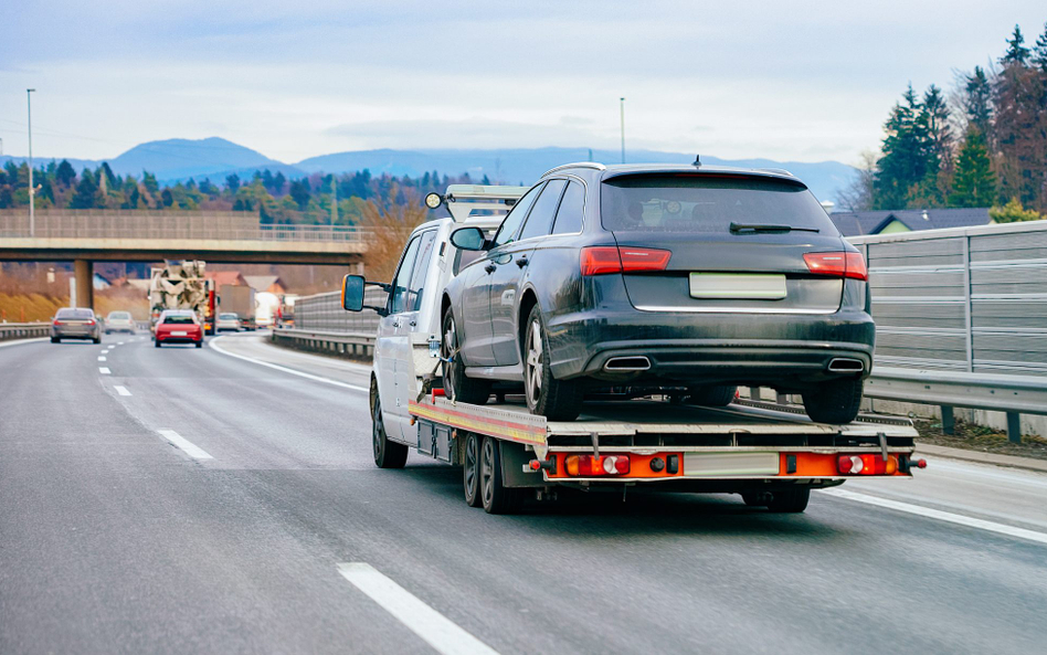 Za niespełna 1 tys. zł sprowadzimy używane auto z Czech