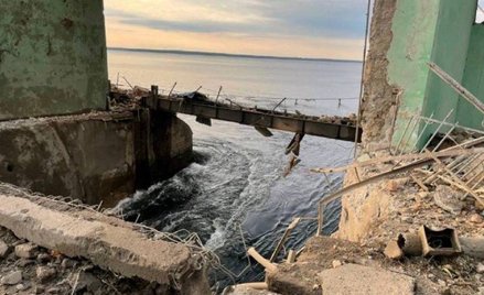 Atak rakietowy na obiekty hydrotechniczne w Krzywym Rogu. Zełenski: Rosjanie chcą wywołać powódź