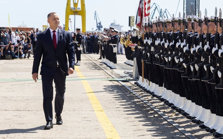 Prezydent Karol Nawrocki zaakceptował 21 nominacji generalskich i admiralskich