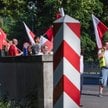 Pikieta pod egidą Ruchu Obrony Granic przy polsko-niemieckim moście granicznym nad Nysą Łużycką w ok