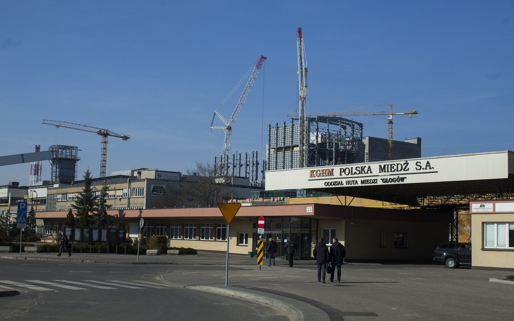 KGHM miał 3687 mln zł zysku netto, 10 276 mln zł skoryg. zysku EBITDA w 2025 r.