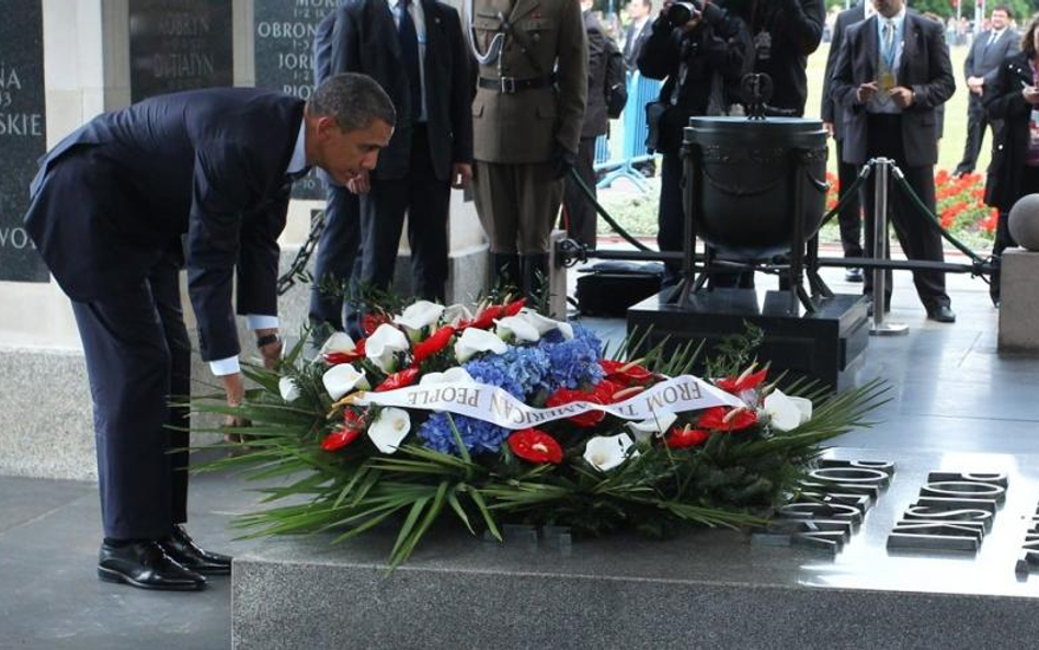 Barack Obama w ubiegłym roku złożył hołd polskim bohaterom nad Grobem Nieznanego Żołnierza