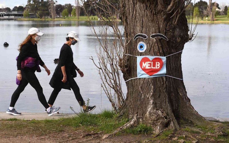 Australia: 41 zgonów na COVID w ciągu doby w stanie Wiktoria