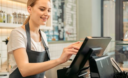 Czy można zatrudnić pracownika młodocianego na podstawie umowy o pracę?