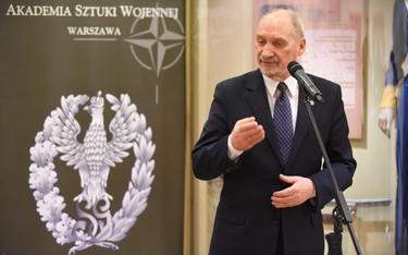 Wojsko Polskie: Antoni Macierewicz da więcej władzy szefowi Sztabu Generalnego WP