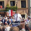 Jak PiS zapędza opozycję w narożnik na starcie kampanii