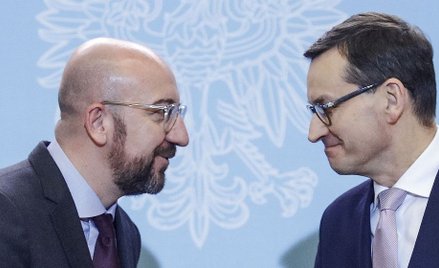 Mechanizm osłabił w ramach negocjacji budżetowych Charles Michel, przewodniczący Rady Europejskiej. 
