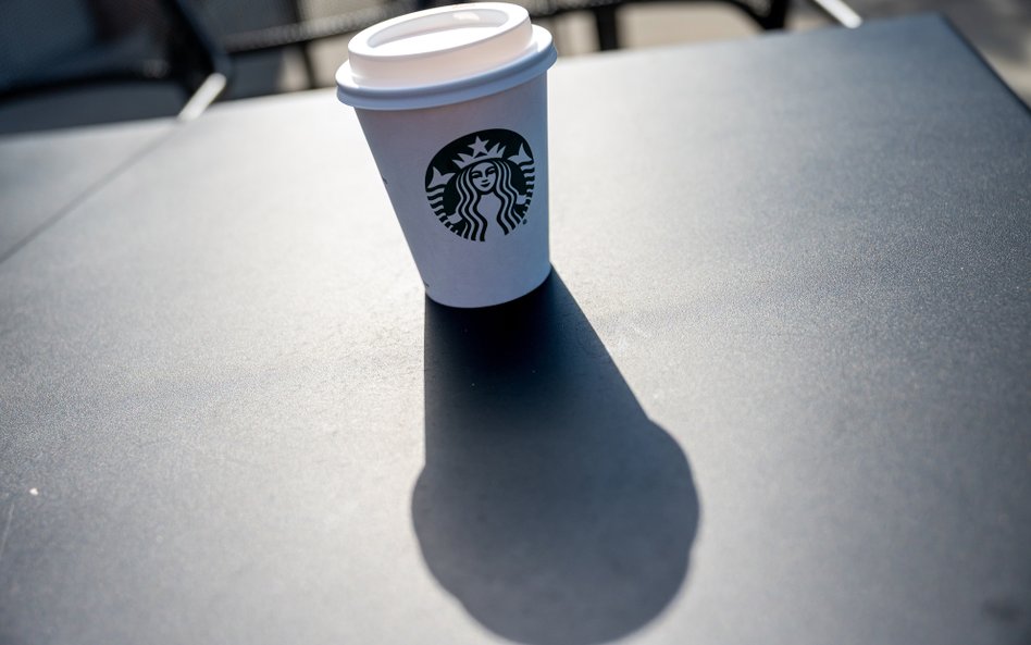 Starbucks odnotował pierwszy od prawie półtora roku kwartał wzrostu sprzedaży