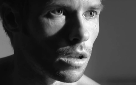 "Memento", reżyseria: Christopher Nolan, produkcja: USA 2000 r.