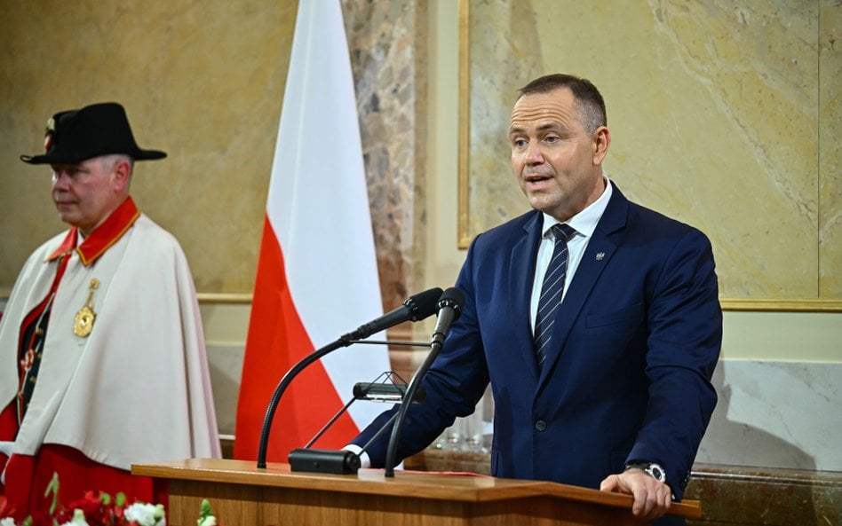 Karol Nawrocki  podczas spotkania z członkami Szwajcarskiej Rady Federalnej w siedzibie Parlamentu K