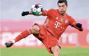 Bayern Roberta Lewandowskiego zagra w Monachium z Dynamem Kijów