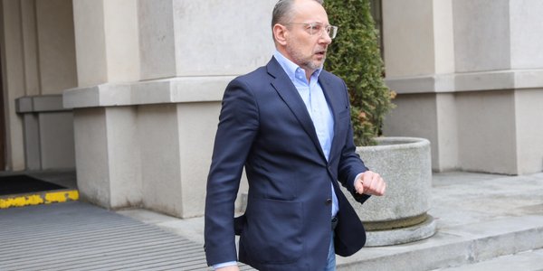 Fala urlopów w NIK po zmianie władzy. Rzecznik Mariana Banasia trafi do państwowej spółki