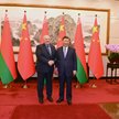 U nas zawsze można spać spokojnie – tajemniczo powiedział Aleksandrowi Łukaszence Xi Jinping AFP