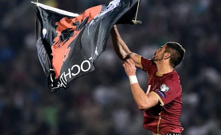 Dron, który wywołał burzę na meczu Serbia - Albania