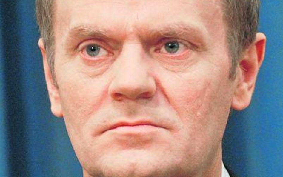 Premier Donald Tusk: rząd szuka oszczędności w resortach.