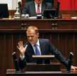 Premier Donald Tusk tak mocno bronił wczoraj ministra finansów przed atakami opozycji, że ta zażądał