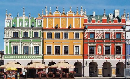 Kamienica Rudomiczowska stanęła w północnej pierzei Rynku Wielkiego