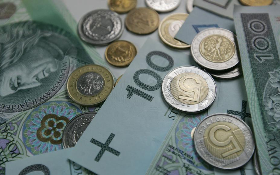 Aukcja długu zaszkodziła złotemu