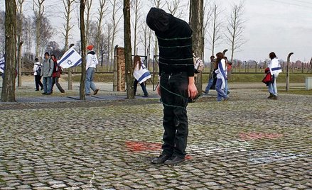 W piątek o godz. 16 przed CSW wystąpi Przemysław Branas