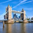 Tower Bridge w Londynie.
