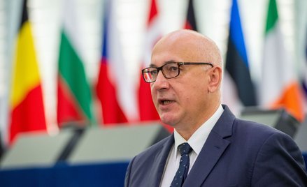 Brudziński do Gowina: Wybrałeś rozkładówkę w "GW" i totalną opozycję