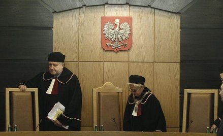 Ewa Łętowska i Andrzej Rzepliński podczas jednej z rozpraw w TK w 2010 r.