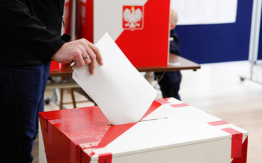 Ponad połowa respondentów zadeklarowała, że weźmie udział w wyborach 13 października
