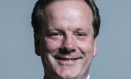 Brytyjski parlamentarzysta oskarżony o napaści seksualne