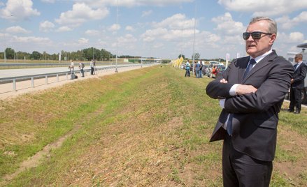 Ministerstwo Kultury Piotra Glińskiego nie odpowiada, ile kosztują nowo powołane instytucje