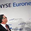 NYSE Euronext zaaprobował w niedzielę wartą 9,67 mld USD umowę z frankfurcką Deutsche Boerse