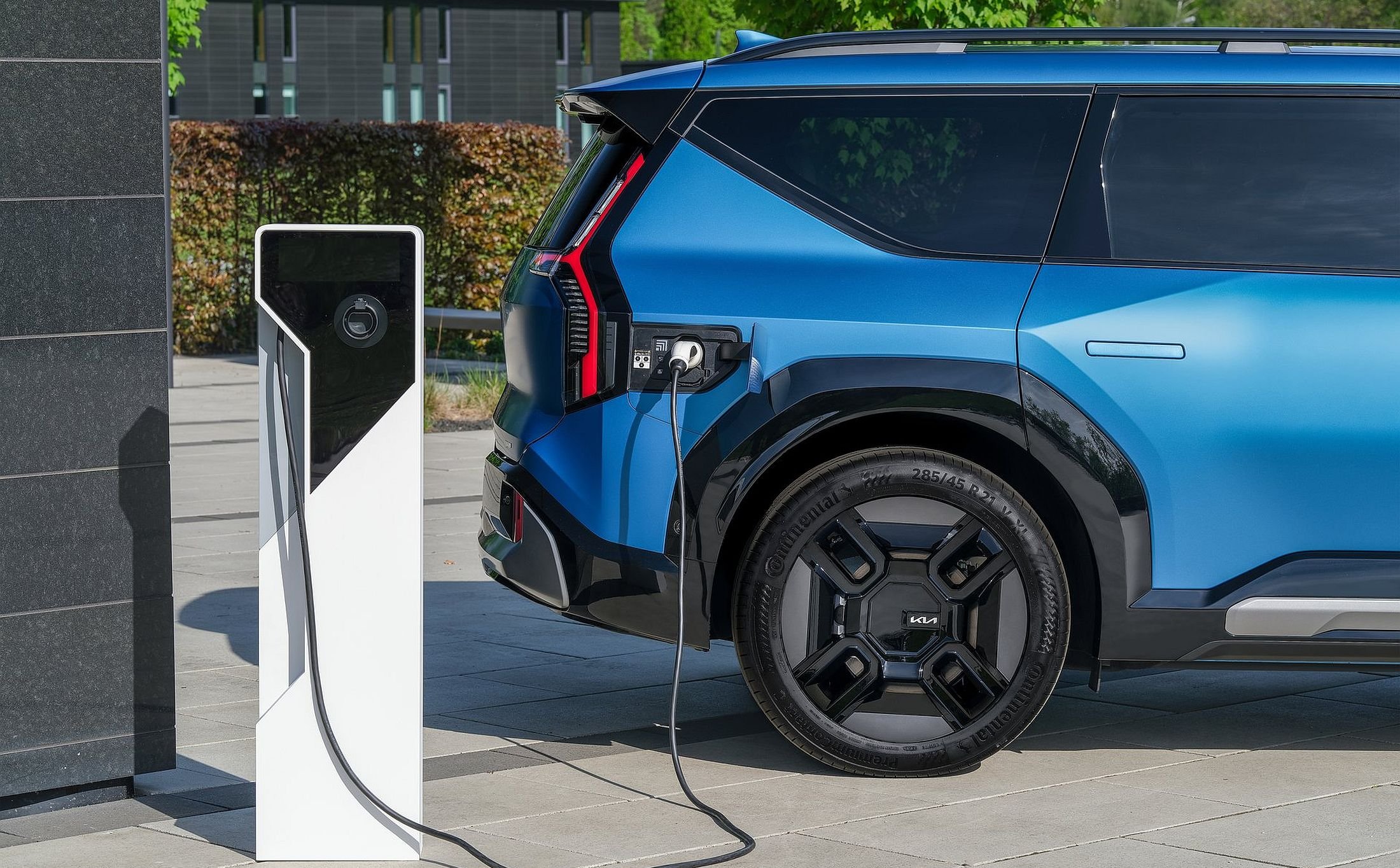 Przełom koreańskich naukowców w technologii akumulatorów. Elektryki o zasięgu 5000 km