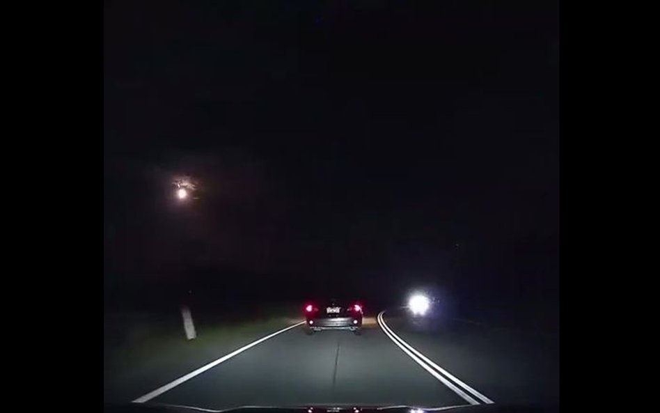 Nad Australią spłonął meteoryt. Naukowcy szukają szczątków