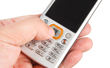 Telefon na kartę: usługi pre-paid mają być korzystniejsze
