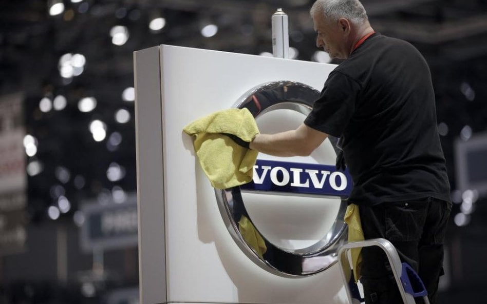 Usterki w SUV Volvo i w furgonetkach Ram FCA