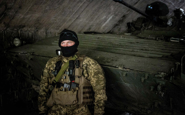 23 października. Ukraiński żołnierz w Bachmucie, o który toczą się najcięższe walki w centralnej czę